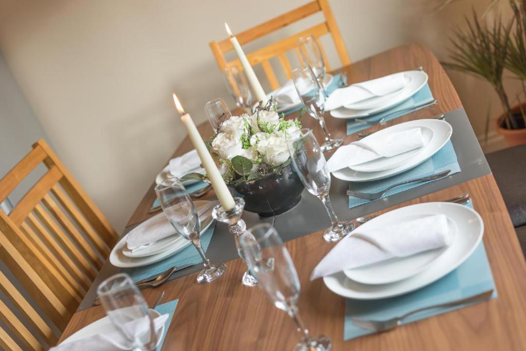 Town Square Townhouse - Best Location In Galway Extérieur photo
