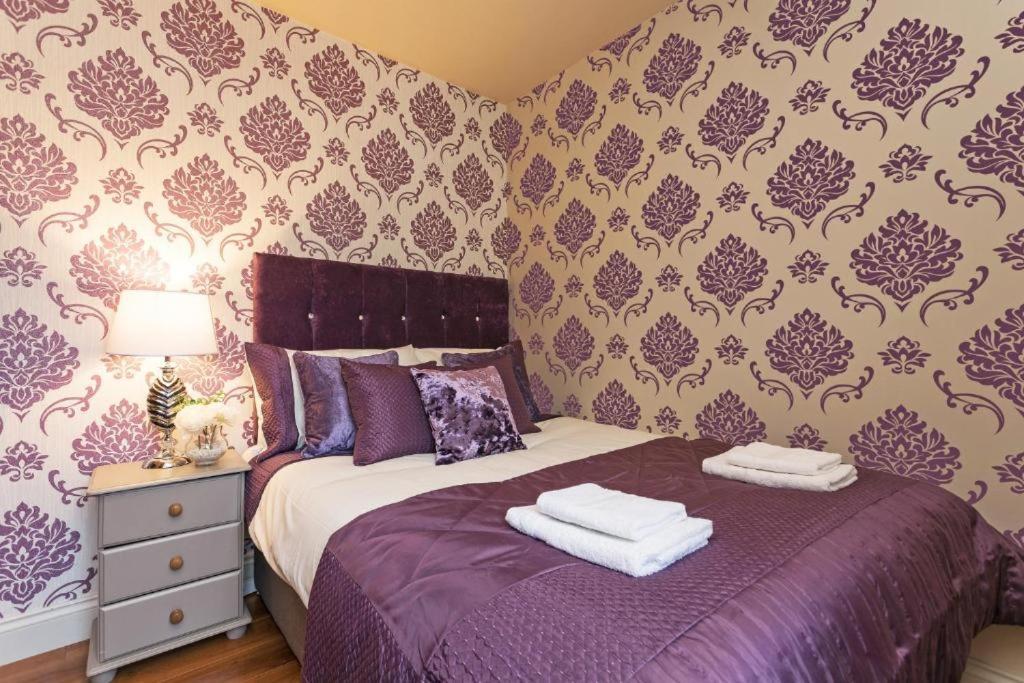 Town Square Townhouse - Best Location In Galway Extérieur photo